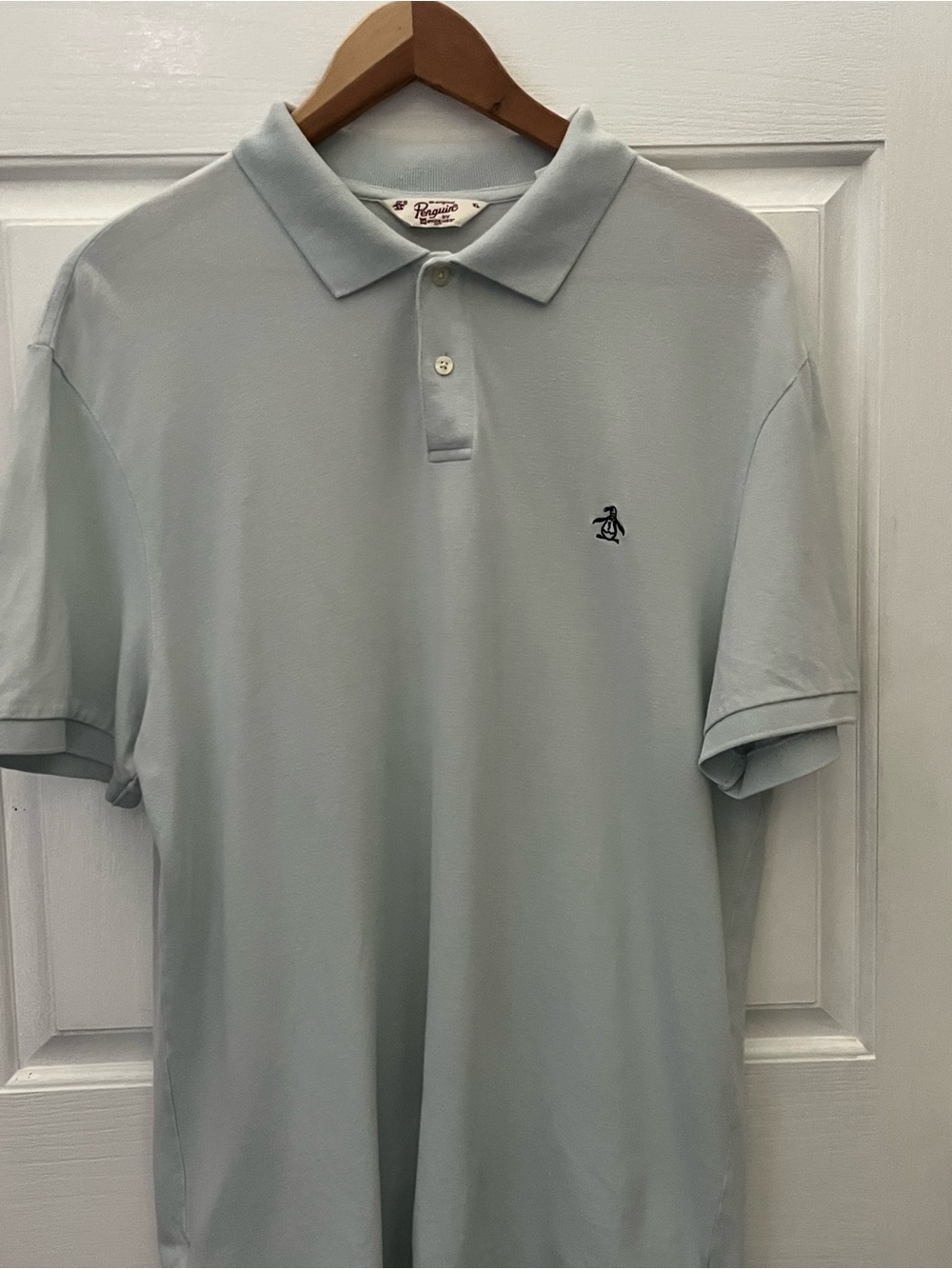 Pre-Owned Original Penguin Men's Light Blue Polo Shirt with Navy Logo- X-Large